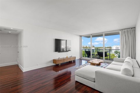 Copropriété à vendre à Miami Beach, Floride: 1 chambre, 79.15 m2 № 2153000 - photo 5