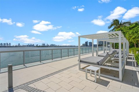Copropriété à vendre à Miami Beach, Floride: 1 chambre, 79.15 m2 № 2153000 - photo 30