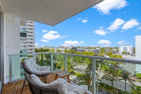 Copropriété à vendre à Miami Beach, Floride: 1 chambre, 79.15 m2 № 2153000 - photo 12