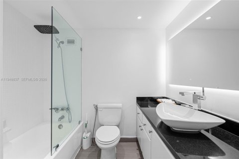 Copropriété à vendre à Miami Beach, Floride: 1 chambre, 79.15 m2 № 2153000 - photo 22