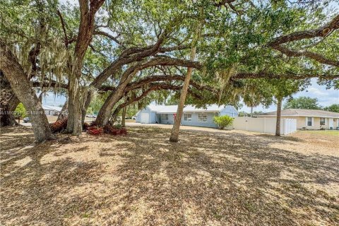 House in LaBelle, Florida 3 bedrooms, 124.86 sq.m. № 1862156 - photo 21