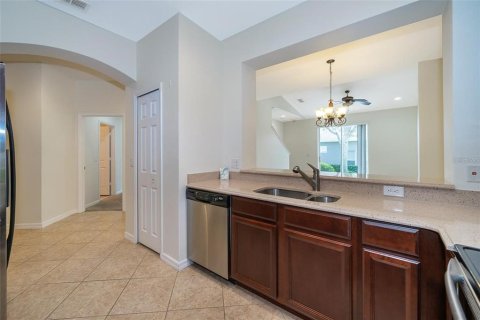 Touwnhouse à louer à Sanford, Floride: 3 chambres, 156.08 m2 № 1901130 - photo 6