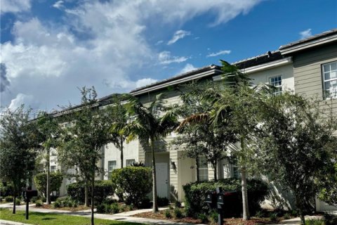 Touwnhouse à Florida City, Floride 2 chambres, 118.45 m2 № 2029032