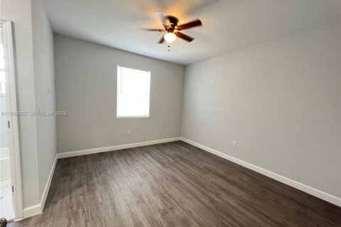 Touwnhouse à louer à Florida City, Floride: 2 chambres, 118.45 m2 № 2029032 - photo 6