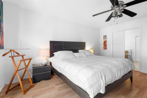 Condominio en venta en Aventura, Florida, 2 dormitorios, 126.81 m2 № 1932961 - foto 18