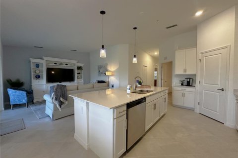 Apartamento en alquiler en Punta Gorda, Florida, 2 dormitorios, 126.9 m2 № 2104778 - foto 6