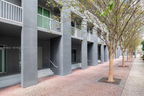 Купить кондоминиум в Майами, Флорида 2 спальни, 81.75м2, № 2009252 - фото 13