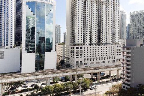 Купить кондоминиум в Майами, Флорида 2 спальни, 81.75м2, № 2009252 - фото 10