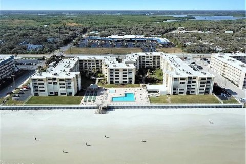 Condominio en venta en New Smyrna Beach, Florida, 2 dormitorios, 87.7 m2 № 1743088 - foto 1