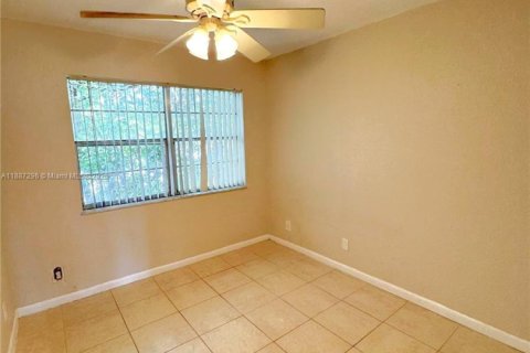 Condominio en alquiler en Plantation, Florida, 3 dormitorios, 150.87 m2 № 1933008 - foto 17