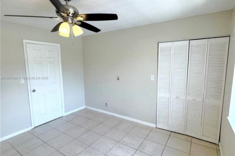 Condominio en alquiler en Plantation, Florida, 3 dormitorios, 150.87 m2 № 1933008 - foto 9