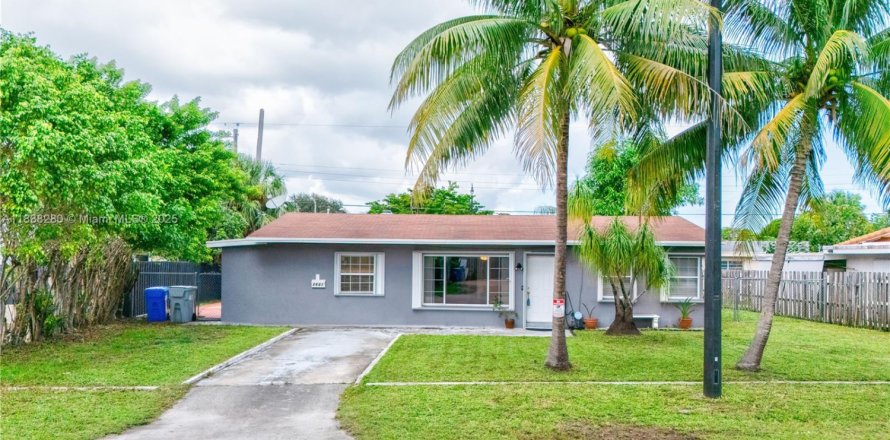 Villa ou maison à Pompano Beach, Floride 3 chambres, 101.91 m2 № 1941466