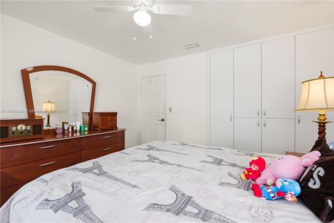 Villa ou maison à vendre à Pompano Beach, Floride: 3 chambres, 101.91 m2 № 1941466 - photo 21