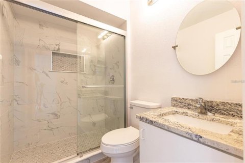 Снять в аренду виллу или дом в Киссимми, Флорида 1 комната, 295.15м2, № 1898417 - фото 5