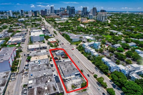 Immobilier commercial à vendre à Fort Lauderdale, Floride № 1874768 - photo 16