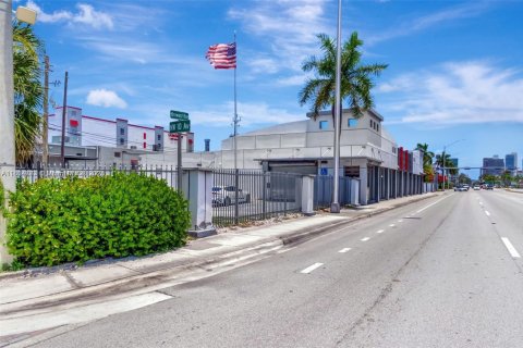 Immobilier commercial à vendre à Fort Lauderdale, Floride № 1874768 - photo 5