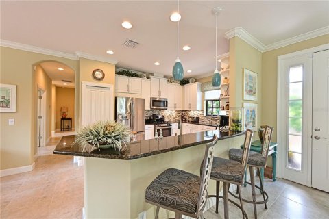 Villa ou maison à vendre à Bradenton, Floride: 3 chambres, 177.63 m2 № 2226115 - photo 8