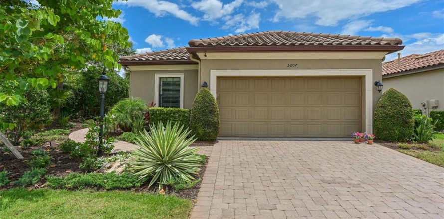 Villa ou maison à Bradenton, Floride 3 chambres, 177.63 m2 № 2226115