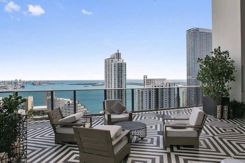 Condo in Miami, Florida, 3 bedrooms  № 1942321 - photo 20