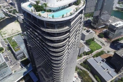 Condo in Miami, Florida, 3 bedrooms  № 1942321 - photo 22