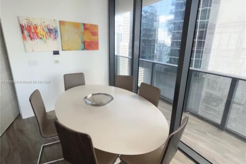 Condo in Miami, Florida, 3 bedrooms  № 1942321 - photo 6