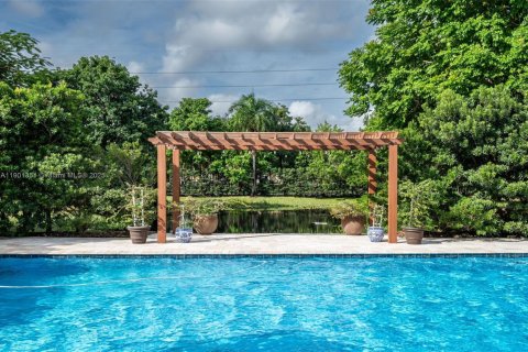 Casa en venta en Southwest Ranches, Florida, 6 dormitorios, 429.67 m2 № 1955844 - foto 17