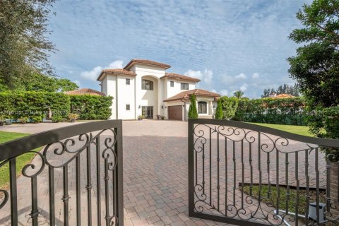 Casa en venta en Southwest Ranches, Florida, 6 dormitorios, 429.67 m2 № 1955844 - foto 4