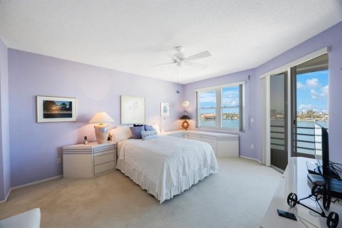 Condo in South Pasadena, Florida, 3 bedrooms № 2208994 - photo 26