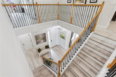 House in Sorrento, Florida 5 bedrooms, 344.76 sq.m. № 2117492 - photo 26