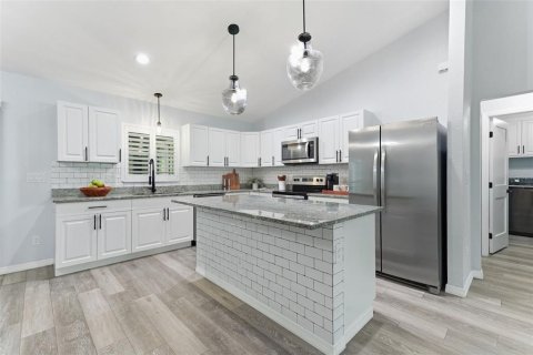 Villa ou maison à vendre à Port Charlotte, Floride: 3 chambres, 134.71 m2 № 2399475 - photo 15