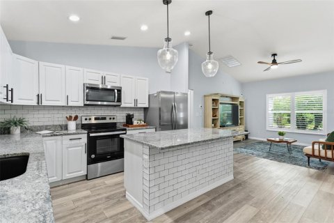 Villa ou maison à vendre à Port Charlotte, Floride: 3 chambres, 134.71 m2 № 2399475 - photo 14