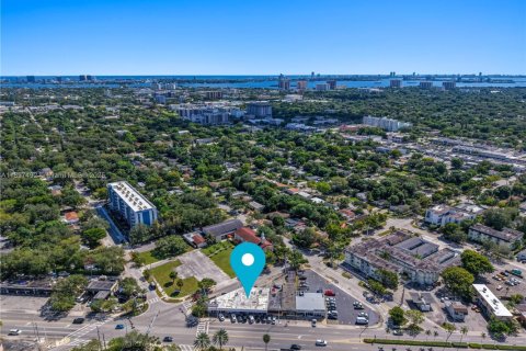 Propiedad comercial en venta en North Miami, Florida № 1955470 - foto 22