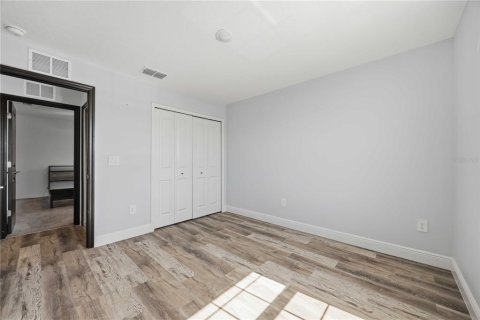 Villa ou maison à vendre à Lakeland, Floride: 5 chambres, 274.43 m2 № 2431785 - photo 7