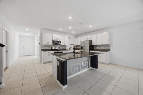 Villa ou maison à vendre à Lakeland, Floride: 5 chambres, 274.43 m2 № 2431785 - photo 4