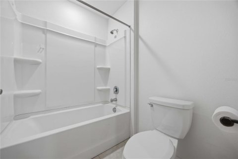 Villa ou maison à vendre à Lakeland, Floride: 5 chambres, 274.43 m2 № 2431785 - photo 11