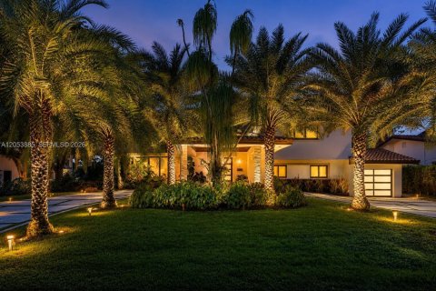 Villa ou maison à vendre à Hialeah, Floride: 4 chambres, 337.51 m2 № 2245026 - photo 10