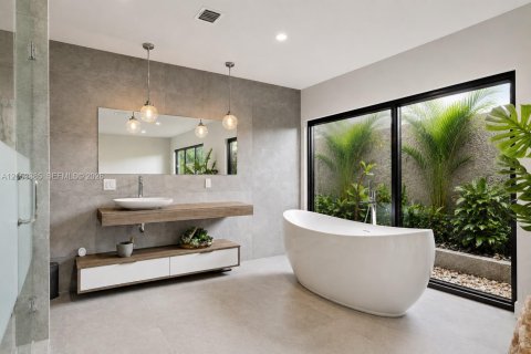 Villa ou maison à vendre à Hialeah, Floride: 4 chambres, 337.51 m2 № 2245026 - photo 29