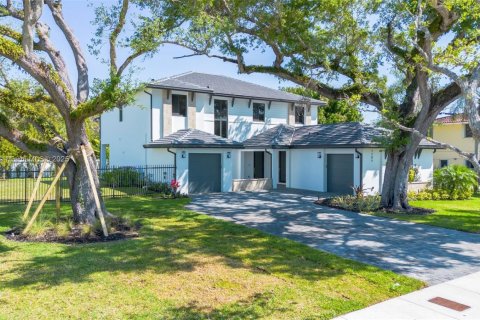 Villa ou maison à vendre à Miami, Floride: 4 chambres, 384.89 m2 № 1599088 - photo 5
