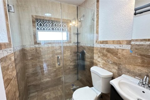 Apartamento en alquiler en Hollywood, Florida, 1 dormitorio, 134.62 m2 № 1945322 - foto 9