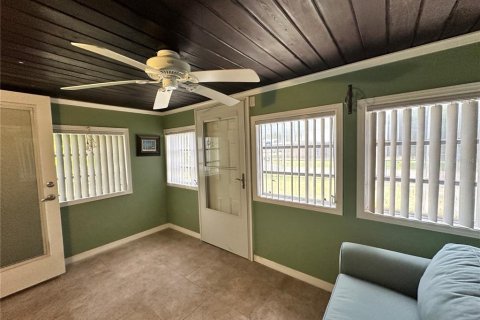 Villa ou maison à vendre à Punta Gorda, Floride: 2 chambres, 68.38 m2 № 2216902 - photo 25
