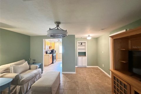 Villa ou maison à vendre à Punta Gorda, Floride: 2 chambres, 68.38 m2 № 2216902 - photo 3