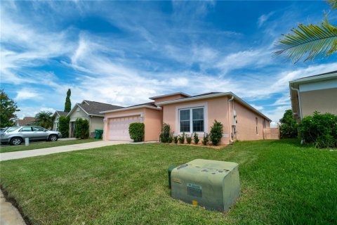 Villa ou maison à vendre à Winter Garden, Floride: 3 chambres, 173.54 m2 № 1904004 - photo 2