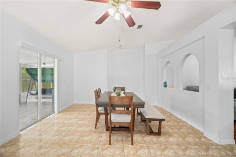 Villa ou maison à vendre à Winter Garden, Floride: 3 chambres, 173.54 m2 № 1904004 - photo 10