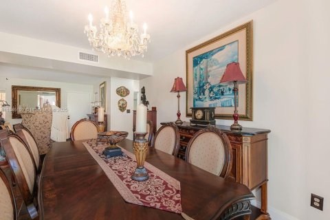 Copropriété à vendre à Miami, Floride: 2 chambres, 114.73 m2 № 2013385 - photo 14