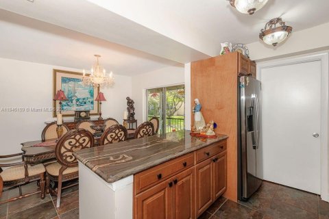 Copropriété à vendre à Miami, Floride: 2 chambres, 114.73 m2 № 2013385 - photo 8