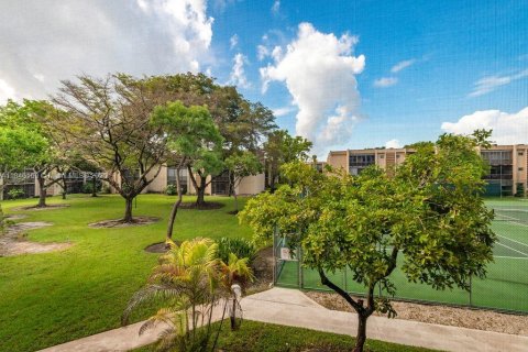 Copropriété à vendre à Miami, Floride: 2 chambres, 114.73 m2 № 2013385 - photo 5