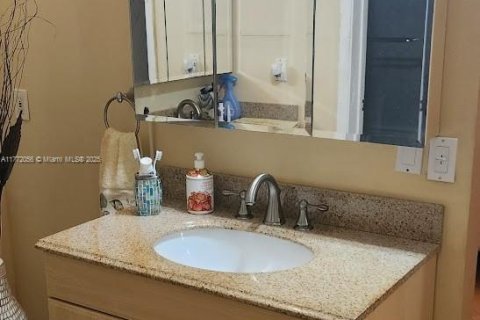 Condominio en venta en Aventura, Florida, 2 dormitorios, 101.82 m2 № 1868096 - foto 15