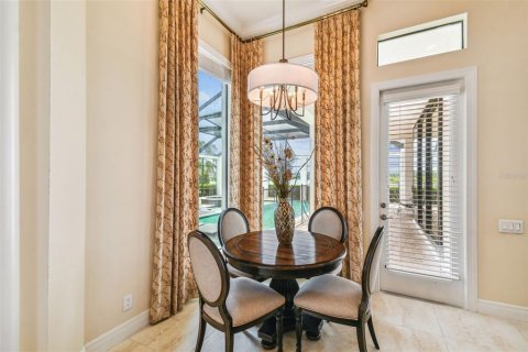 House in Thonotosassa, Florida 5 bedrooms, 544.31 sq.m. № 1202216 - photo 25