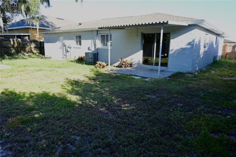 Villa ou maison à vendre à Winter Haven, Floride: 4 chambres, 148.55 m2 № 2143986 - photo 20