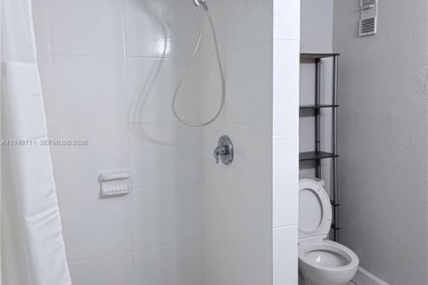 Снять в аренду виллу или дом в Хайалиа Гарденс, Флорида 2 спальни, 89.19м2, № 2005399 - фото 6